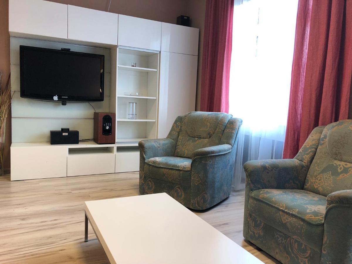 Pension Village Karlsbad Buitenkant foto