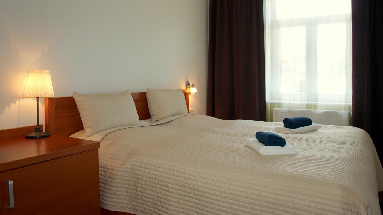 Pension Village Karlsbad Buitenkant foto