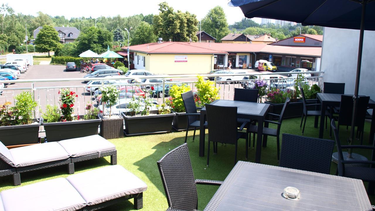 Pension Village Karlsbad Buitenkant foto